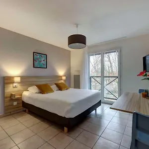 Zenitude Hôtel-résidences L'orée Du Parc 3*, Divonne-les-Bains França