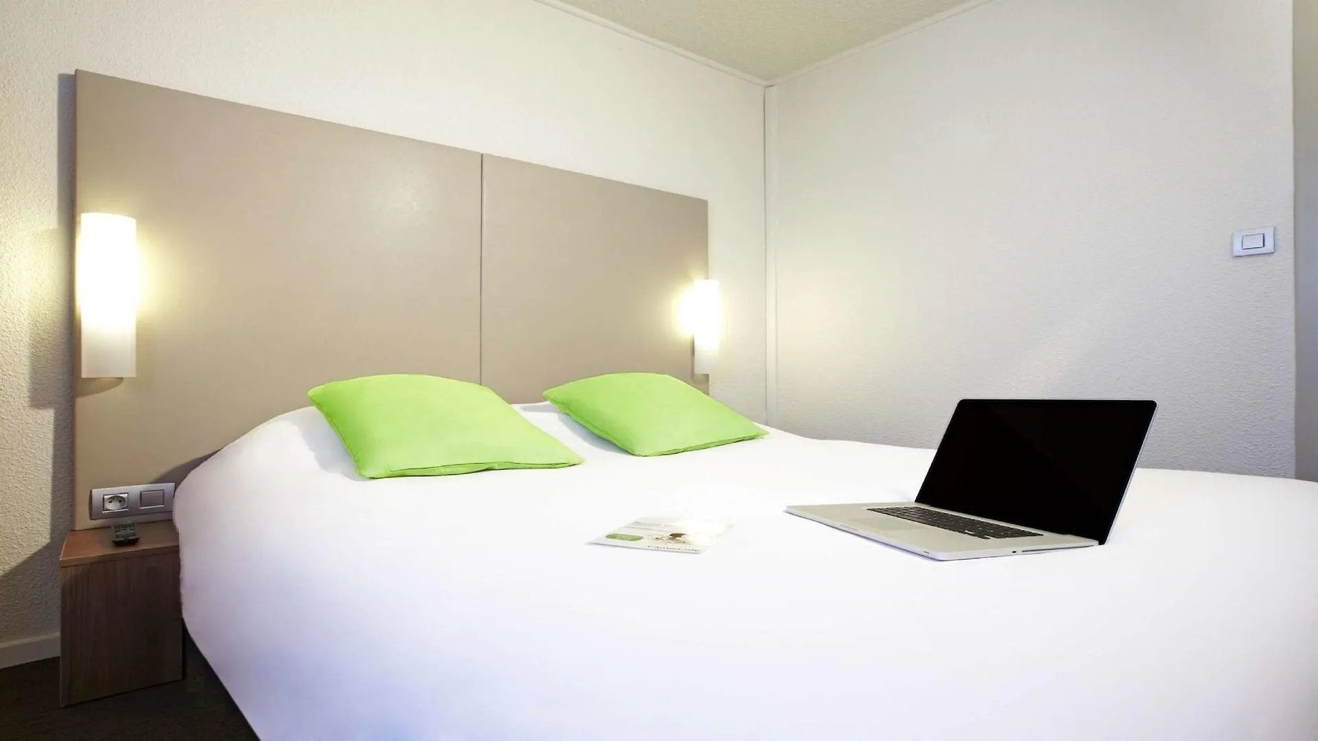 Hotel Campanile Aix-En-Provence Sud - Pont De L'Arc Francia