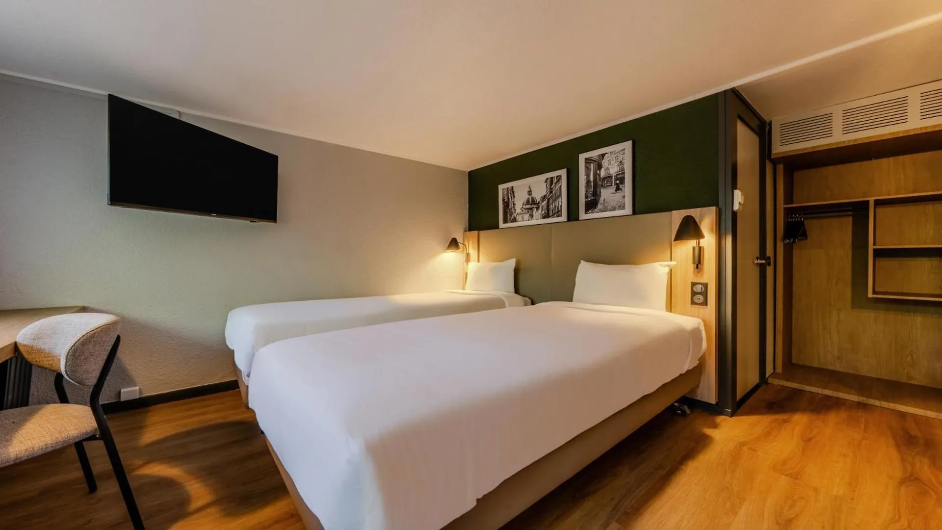 Hotel Campanile Aix-En-Provence Sud - Pont De L'Arc